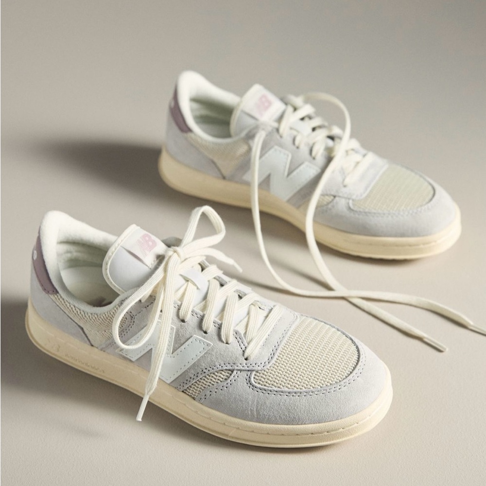 New Balance T500 Women's Cream and Gray Sneakers